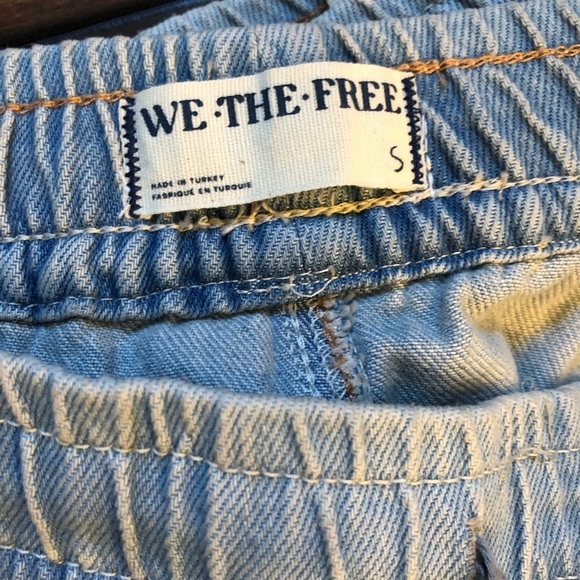 SOLD*****Bright-Eyed Low-Slung Pull-On Cargo Jogger Jeans - Picture 5 of 7